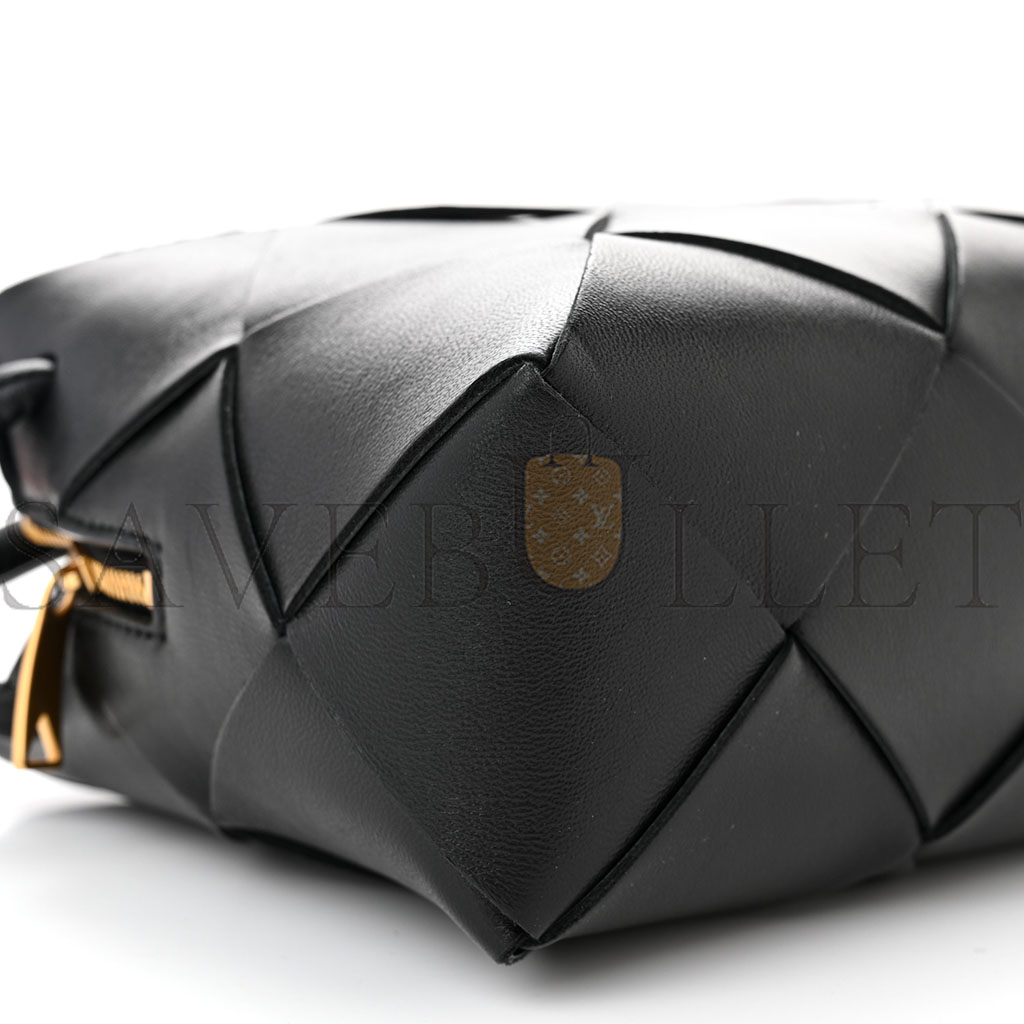 bo*te*ga Ve*ne*ta lambskin maxi intrecciato small cassette camera bag black (22*15*8cm)